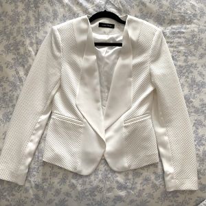 Ivanka Trump white cropped blazer